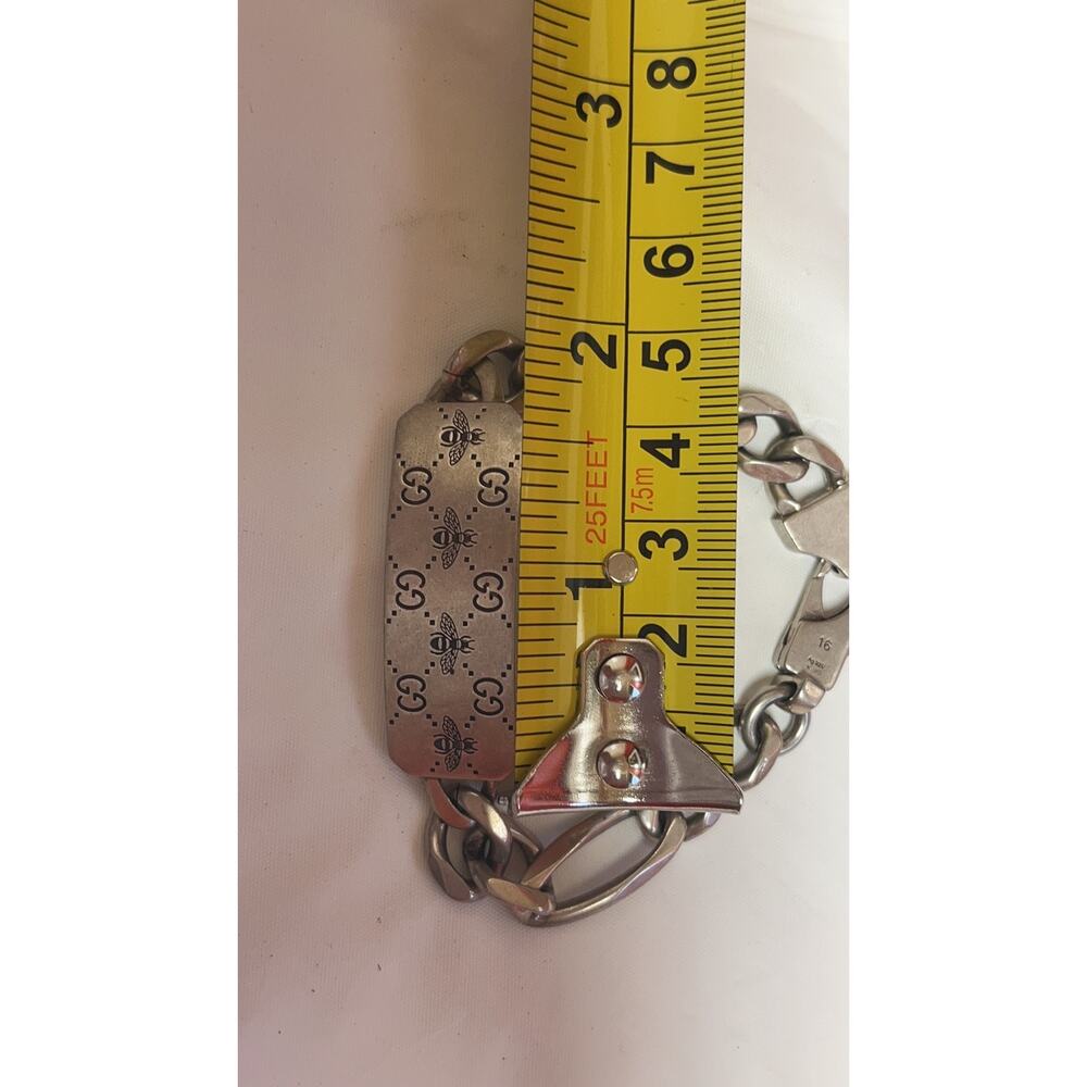 GUCCI Silver GG and Bee Engraved Chain ID Bracelet - Picture 16 of 16